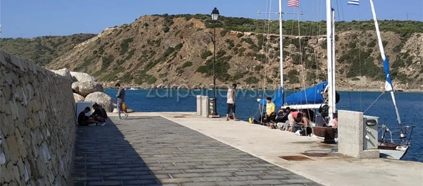 Ιστιοφόρο αποβίβασε στην Γαύδο παράνομους μετανάστες και το λιμενικό το «έμαθε» από... τους κατοίκους!